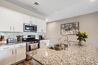 13928 Payette Arbor Ct in Shenandoah, TX - Building Photo - Building Photo