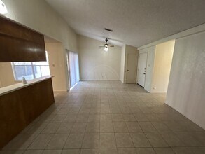 1003 Eastside Dr in Killeen, TX - Building Photo - Building Photo