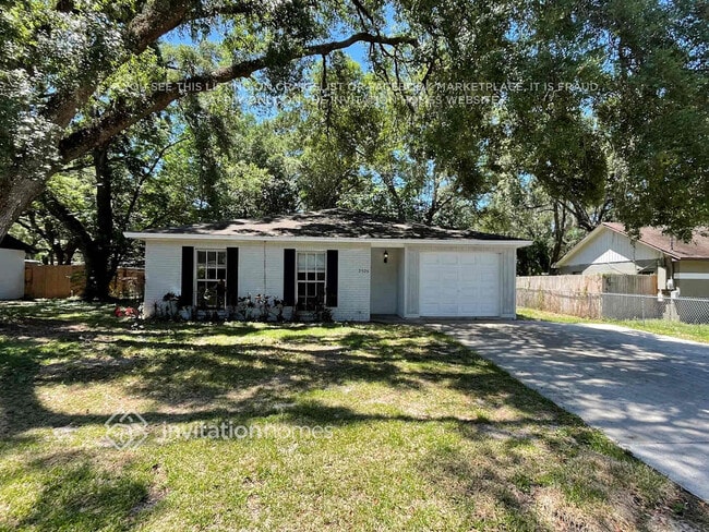 property at 2925 E 148th Ave