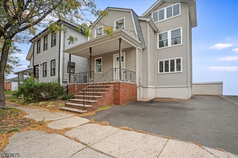 617 Ripley Pl in Westfield, NJ - Building Photo