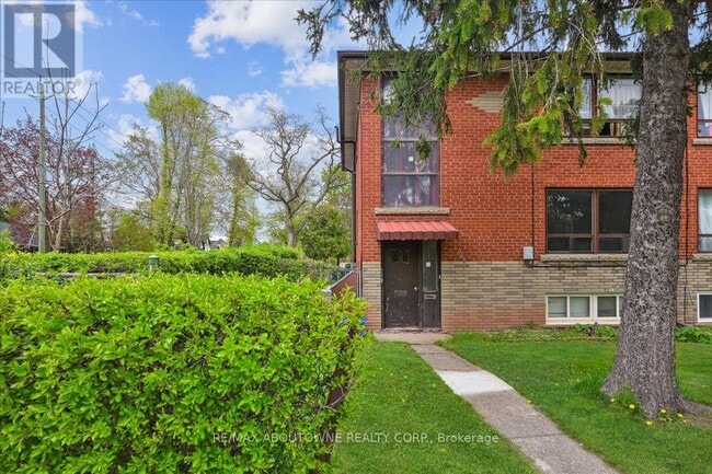 property at 203 Nelson St