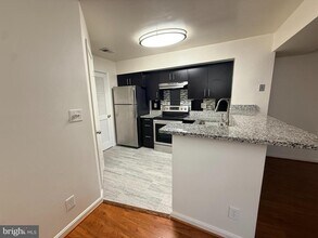 6004 Curtier Dr in Franconia, VA - Building Photo - Building Photo