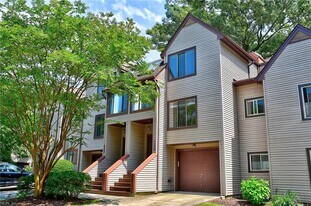 603 Sea Oats Way in Virginia Beach, VA - Building Photo