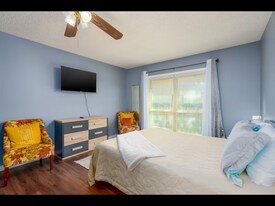 6639 Connie Mack St in San Antonio, TX - Building Photo