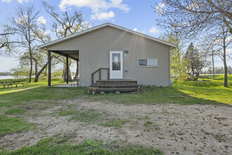 11341 County 10 in Osakis, MN - Building Photo - Building Photo