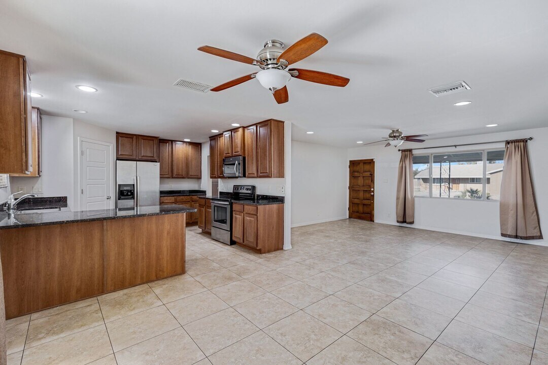 1019 W 19th St in Tempe, AZ - Building Photo