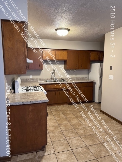 2510 Holmes St in Rockford, IL - Foto de edificio - Building Photo