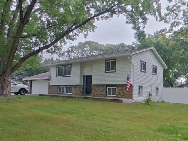 property at 12235 Hillsboro Ave
