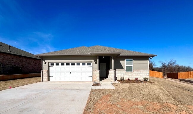 property at 4521 NE 124th St