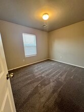 1800 E Franklin Ave in Stillwater, OK - Building Photo - Building Photo