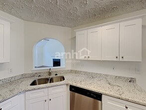 4618 Noah Overlook W in Acworth, GA - Foto de edificio - Building Photo