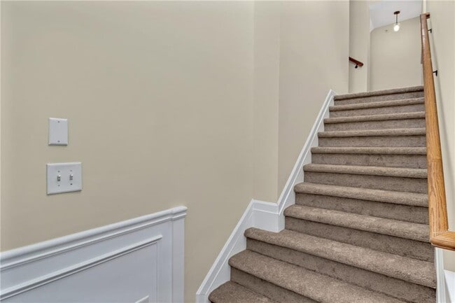 6174 Indian Wood Cir in Mableton, GA - Building Photo - Building Photo