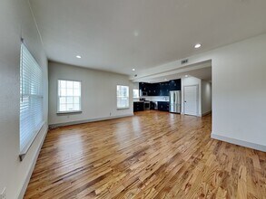 1023 N Madison Ave in Dallas, TX - Building Photo - Building Photo