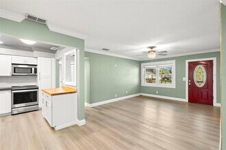 78 Lexington Dr in Dunedin, FL - Foto de edificio - Building Photo