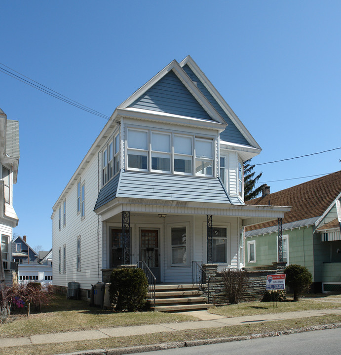 425 Fourth St in Schenectady, NY - Building Photo