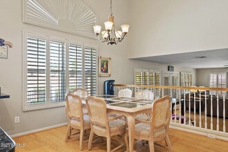 7879 W Kerry Ln in Glendale, AZ - Building Photo - Building Photo