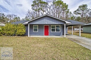 740 Fleming Rd in Hinesville, GA - Building Photo