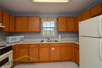 Hickory Run Apartments in Jacksonville, AL - Building Photo - Interior Photo