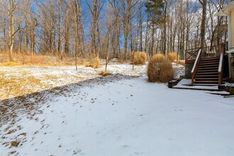 11 Violet Hill Rd in Rhinebeck, NY - Building Photo - Building Photo