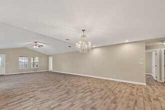 15423 S Brentwood St in Channelview, TX - Building Photo - Building Photo