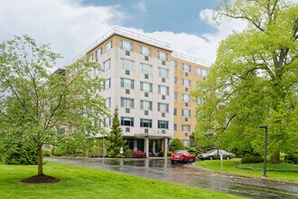 Scarborough House Condominium in Rochester, NY - Building Photo - Primary Photo