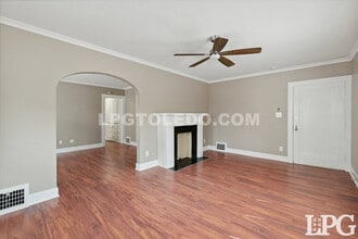 2030 Wyndhurst Rd in Toledo, OH - Building Photo - Building Photo