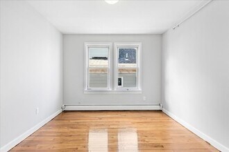 75 Bellevue St, Unit 2 in Boston, MA - Building Photo - Building Photo