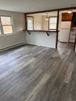 820 Mansfield City Rd in Mansfield, CT - Building Photo