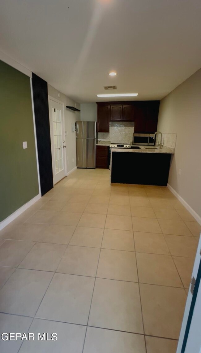 3115 Hamilton Ave in El Paso, TX - Building Photo - Building Photo