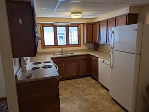 525 W 2nd St in Logan, OH - Building Photo - Building Photo