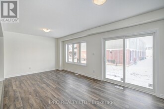 143-143 Ridge Rd in Cambridge, ON - Building Photo - Building Photo