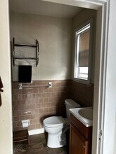1085 Hancock St-Unit -1 in Quincy, MA - Building Photo - Building Photo