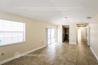 13950 SW 160th Terrace in Miami, FL - Building Photo - Building Photo