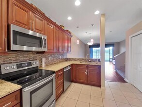 1050 Starkey Rd, Unit 2604 in Largo, FL - Building Photo - Building Photo