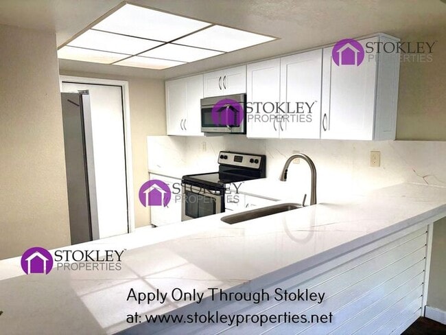 27 Oak Brook Pl in Pleasant Hill, CA - Building Photo - Building Photo