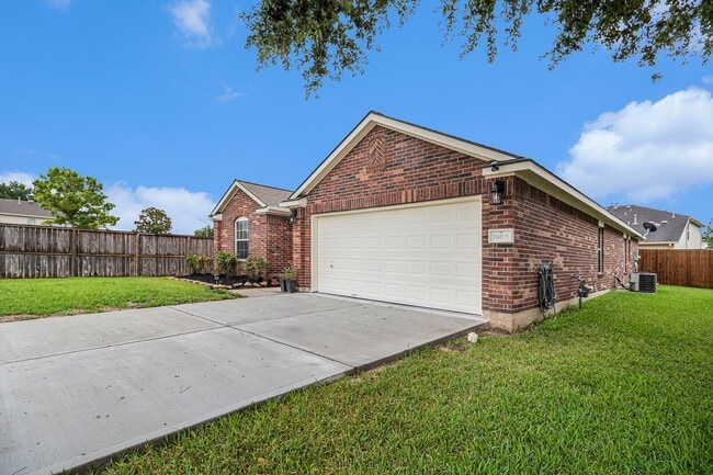 18103 Red Ash Ct in Richmond, TX - Building Photo - Building Photo