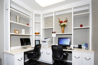 Camden Legacy in Scottsdale, AZ - Building Photo - Interior Photo