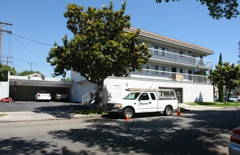 671 Myrtle St in Glendale, CA - Building Photo - Building Photo