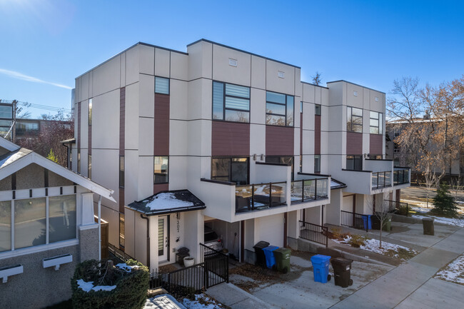 305 6 Ave NE in Calgary, AB - Building Photo - Building Photo