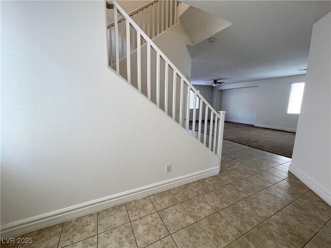 9748 Waukegan Ave in Las Vegas, NV - Building Photo - Building Photo