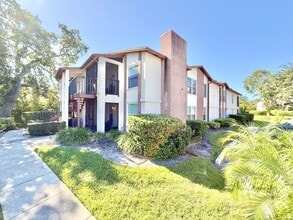 3455 Countryside Blvd in Clearwater, FL - Building Photo - Building Photo