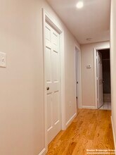 185 Sydney St, Unit 2 in Boston, MA - Foto de edificio - Building Photo