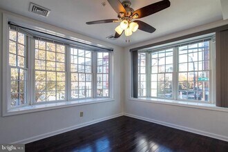 748 S 4th St in Philadelphia, PA - Building Photo - Building Photo