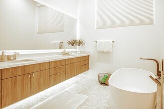 77467 Huntley Dr in Indian Wells, CA - Building Photo - Building Photo