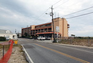 222 N Carolina Beach Ave Apartments