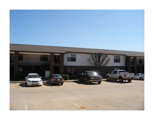 Park Central Apartments in Bentonville, AR - Building Photo - Building Photo