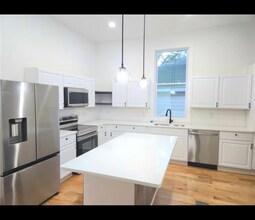 416 Andrew J Hairston PL NW in Atlanta, GA - Foto de edificio - Building Photo