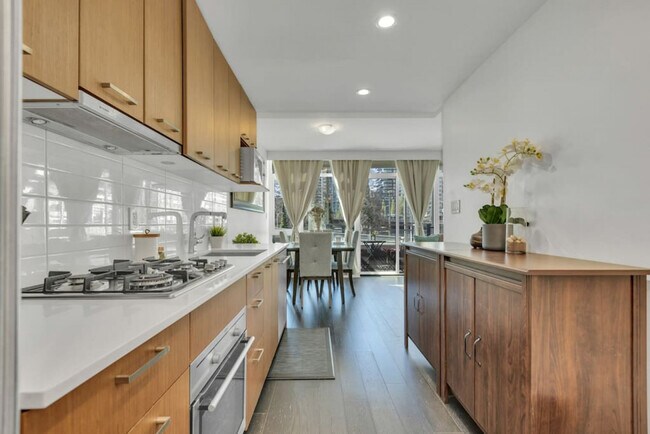 1372 Seymour St, Unit SI ID1051764P in Vancouver, BC - Building Photo - Building Photo