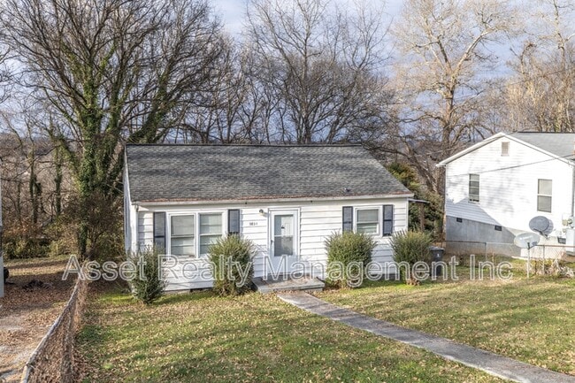 3821 Selma Ave in Knoxville, TN - Building Photo - Building Photo