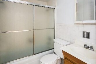 6040 N Sheridan Rd-Unit -6040-103 in Chicago, IL - Building Photo - Building Photo